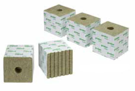 Grodan Delta 10 Cubes with hole (100x100x100 mm) 144/ctn